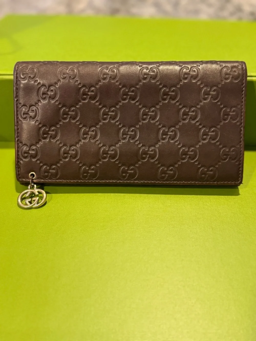 Gucci Italy Signature Continental Wallet Brown Chocolate Zip Leather EUC - Picture 1 of 12